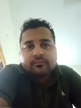 Snapshot of susthovai chatting on 09-15-25, 11:10 susthovai online show from 09-15-25, 11:10