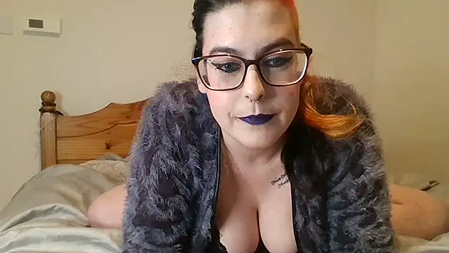 Snapshot of Tattooedlady_0626 chatting on 02-15-25, 08:22 Tattooedlady 0626 online show from 02-15-25, 08:22