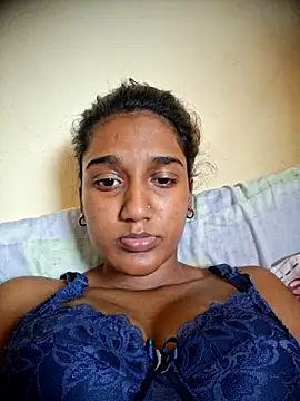 indianpink lips online show from 11-13-25, 12:15