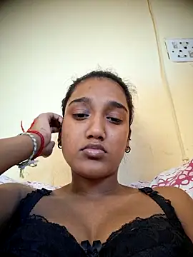 indianpink lips online show from 11-14-25, 12:37