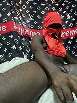 Snapshot of BlaccZhakky chatting on 10-02-25, 02:35 BlaccZhakky online show from 10-02-25, 02:35