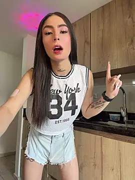 candycami19 online show from 06-19-26, 09:51