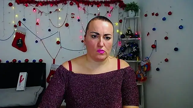 DianaMGG online show from 12-05-25, 07:10