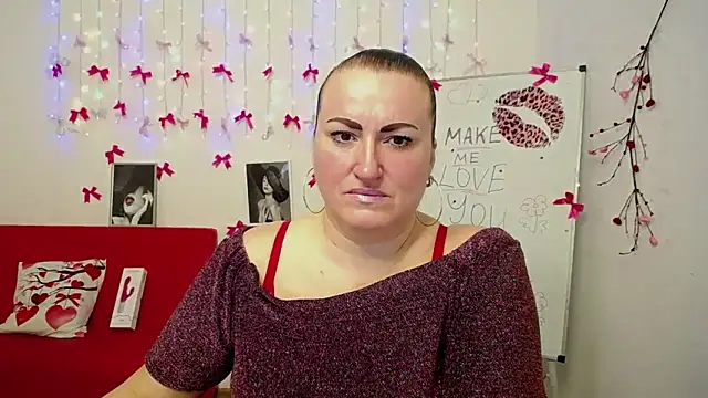 DianaMGG online show from 02-27-26, 06:30