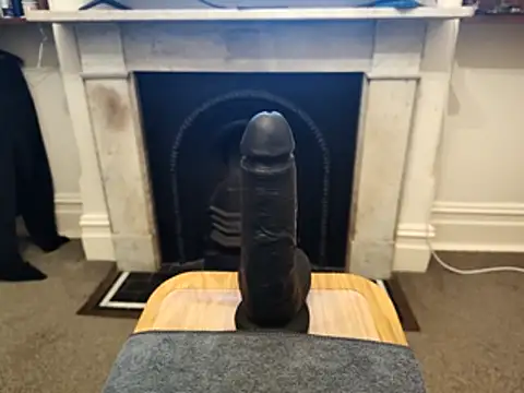 Snapshot of MystiqueRider chatting on 12-04-25, 06:27 MystiqueRider online show from 12-04-25, 06:27