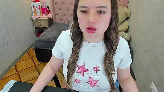 Lianngrace online show from 04-23-26, 02:19