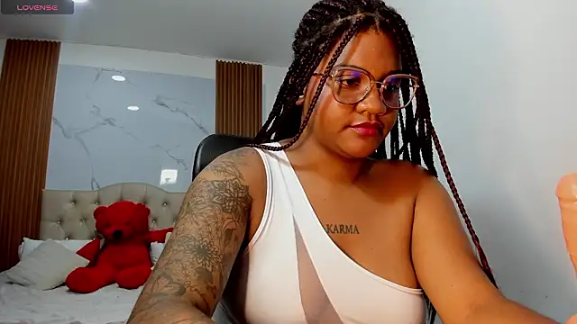 ZahraRose online show from 03-12-26, 11:44