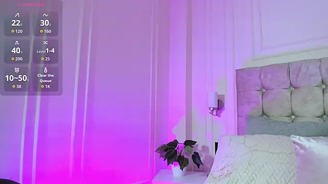 Snapshot of JasmineRoss_1 chatting on 11-25-25, 07:14 JasmineRoss 1 online show from 11-25-25, 07:14