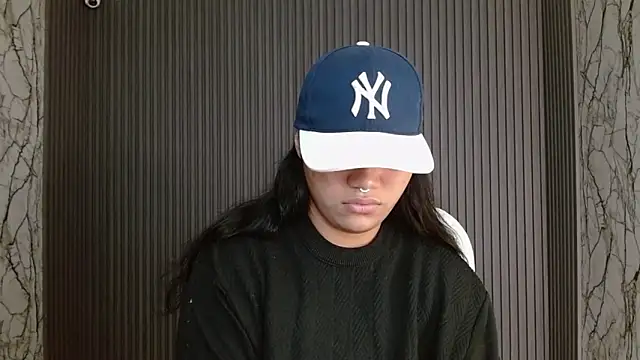 Snapshot of melany_rouse18 chatting on 09-23-25, 03:04 melany rouse18 online show from 09-23-25, 03:04