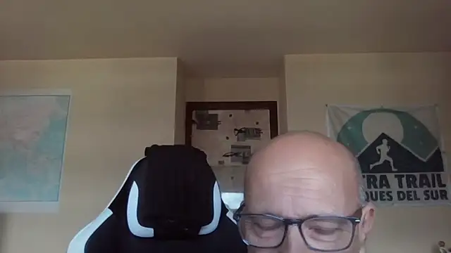 Snapshot of llopaco chatting on 05-13-26, 12:02 llopaco online show from 05-13-26, 12:02