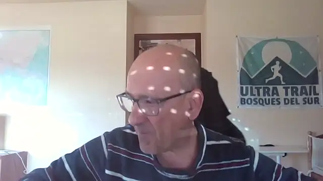 Snapshot of llopaco chatting on 05-19-26, 06:20 llopaco online show from 05-19-26, 06:20