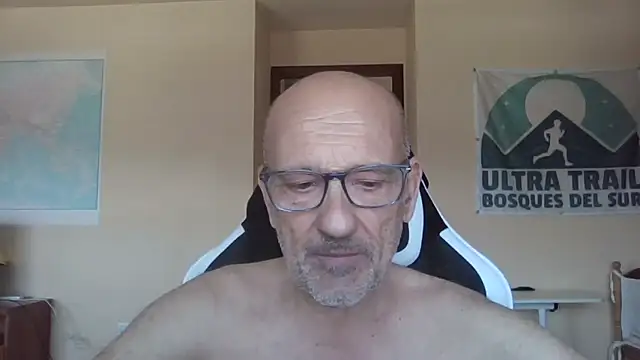Snapshot of llopaco chatting on 06-01-26, 11:34 llopaco online show from 06-01-26, 11:34