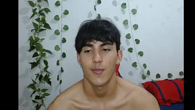 neithanzynxx online show from 03-05-25, 10:43