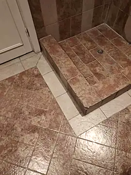 Snapshot of Loly2025 chatting on 02-16-25, 02:43 Loly2025 online show from 02-16-25, 02:43