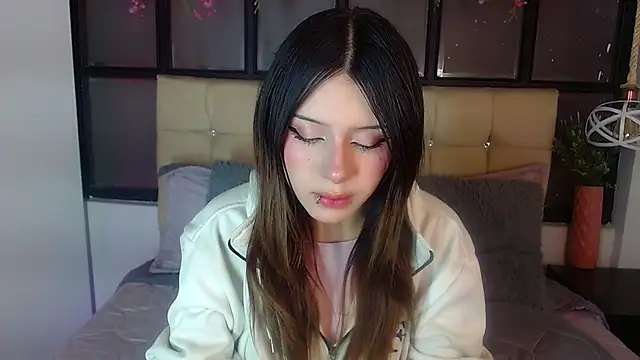 fyreandfox  online show from 11-26-25, 08:21