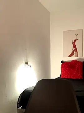 Dahiana Giil online show from 11-28-25, 06:05