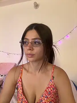 Danna Myst online show from 10-25-25, 09:09