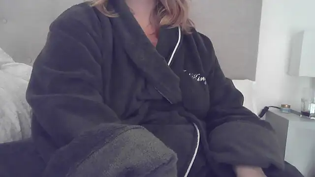 sizha6 online show from 10-27-25, 07:45