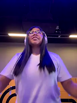 Karla Stein2025 online show from 11-25-25, 01:55