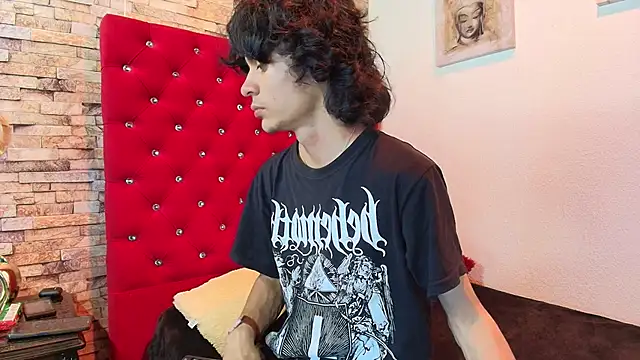 sc0rpius  online show from 03-11-25, 07:36