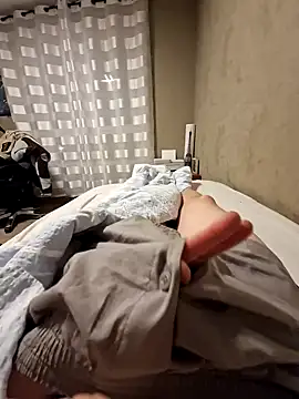 DerechteJunge online show from 02-22-25, 04:40