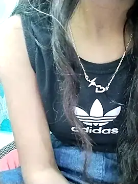 Snapshot of Aaradhna-hoy chatting on 03-01-25, 01:18 Aaradhna-hoy online show from 03-01-25, 01:18