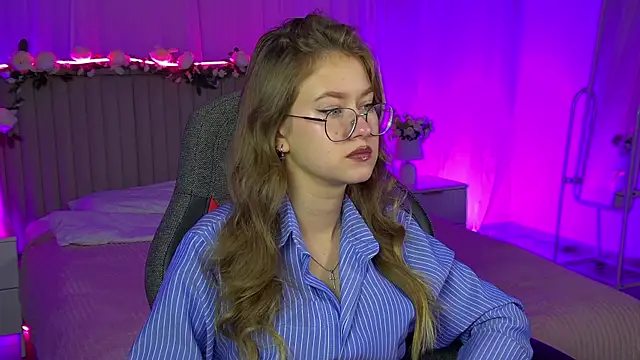 EveMundie online show from 11-28-25, 10:29