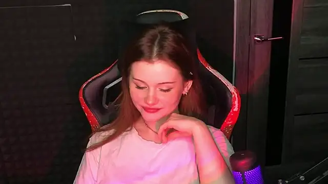 baby Milaaaaaaa online show from 02-26-25, 02:26