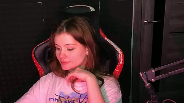 baby Milaaaaaaa online show from 03-03-25, 08:00