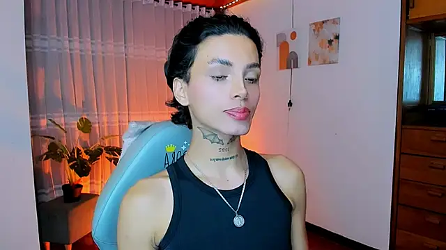 nilam valker online show from 06-16-26, 12:57