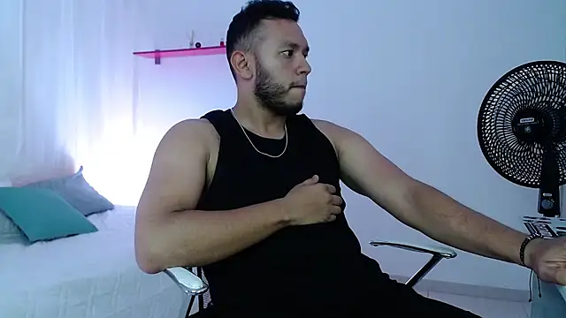 Double R12 online show from 03-04-25, 04:27