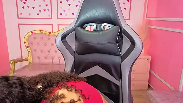 danatella a online show from 12-14-25, 01:16