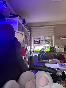 Snapshot of sexymelli18 chatting on 09-22-25, 05:15 sexymelli18 online show from 09-22-25, 05:15