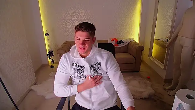 MaxKaiden online show from 11-02-25, 05:21