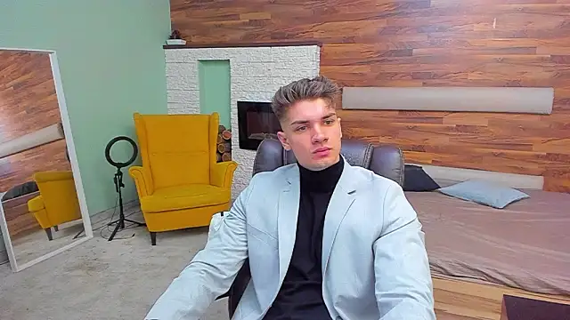 MaxKaiden online show from 03-07-26, 05:37