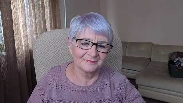 Sandra Snowflake online show from 10-07-25, 10:12