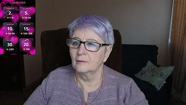 Sandra Snowflake online show from 03-18-26, 03:53