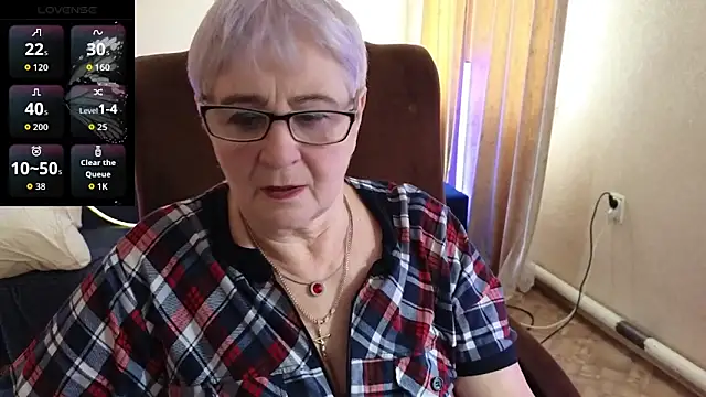 Sandra Snowflake online show from 04-07-26, 12:27