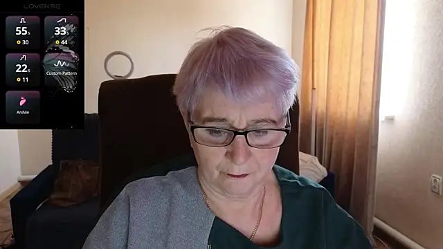 Sandra Snowflake online show from 04-17-26, 07:55