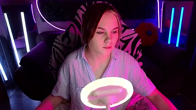 Dyna bae online show from 11-10-25, 04:17