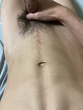 Snapshot of tsune694 chatting on 10-08-25, 02:47 tsune694 online show from 10-08-25, 02:47