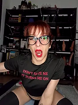 MirianaB online show from 11-23-25, 10:20