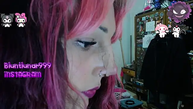 Snapshot of purplekattlyn chatting on 02-27-25, 06:09 purplekattlyn online show from 02-27-25, 06:09