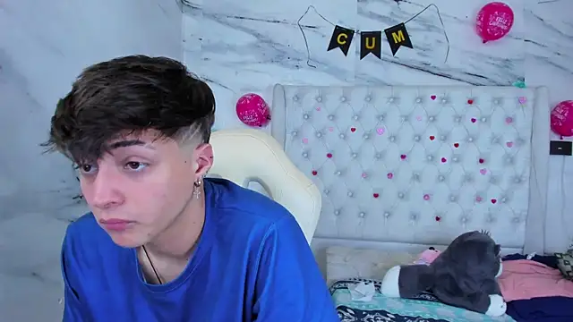 stonne69 online show from 04-10-26, 04:23