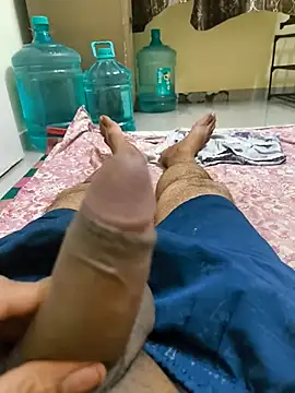 Ajzee online show from 04-25-26, 08:50