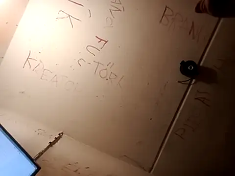 VickyDevilEU online show from 10-15-25, 02:01