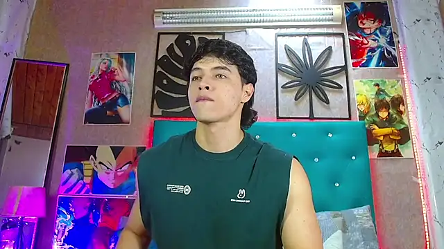 Snapshot of LiamAndrewzz chatting on 12-17-25, 08:04 LiamAndrewzz online show from 12-17-25, 08:04