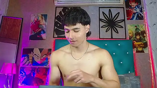 LiamAndrewzz online show from 04-09-26, 06:19