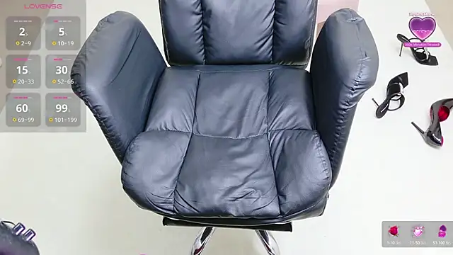 Snapshot of qq4422 chatting on 03-07-25, 04:11 qq4422 online show from 03-07-25, 04:11