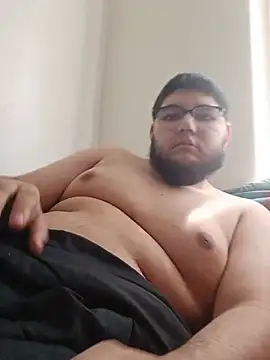 Snapshot of Bigdaddy-Marc chatting on 06-02-26, 09:28 Bigdaddy-Marc online show from 06-02-26, 09:28